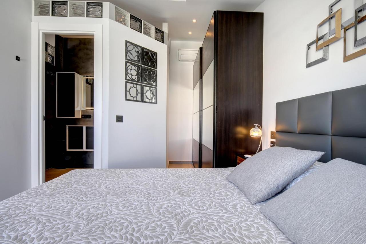 Penthouse Deluxe, Carolina Park, Marbella Daire Dış mekan fotoğraf